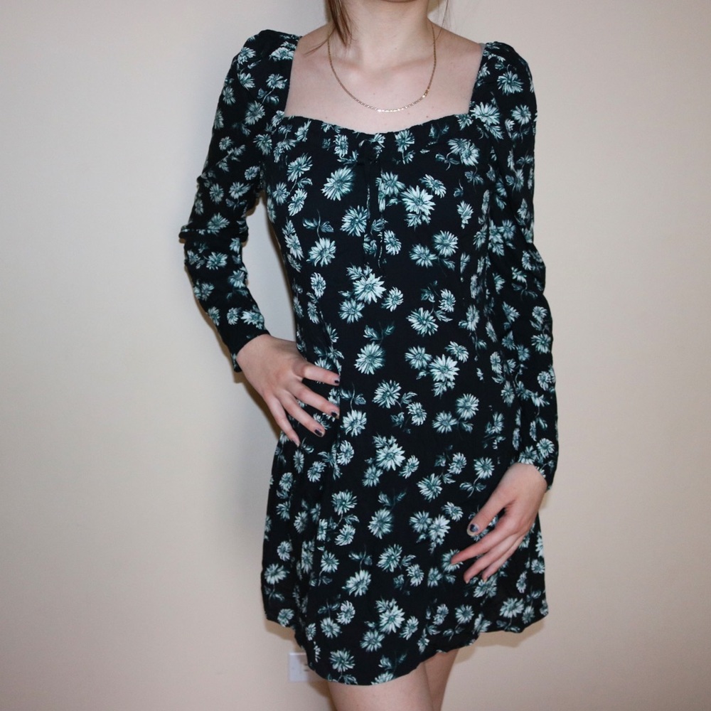Black Square Neck Dress with Daisies